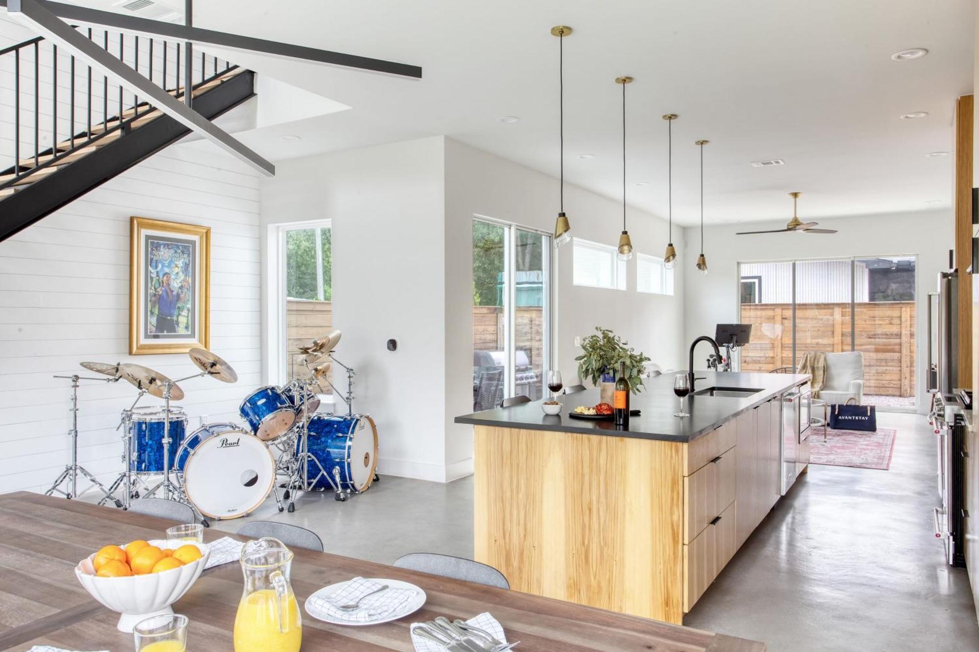 Melody By Avantstay Peloton Included Sleek Home Остин Экстерьер фото