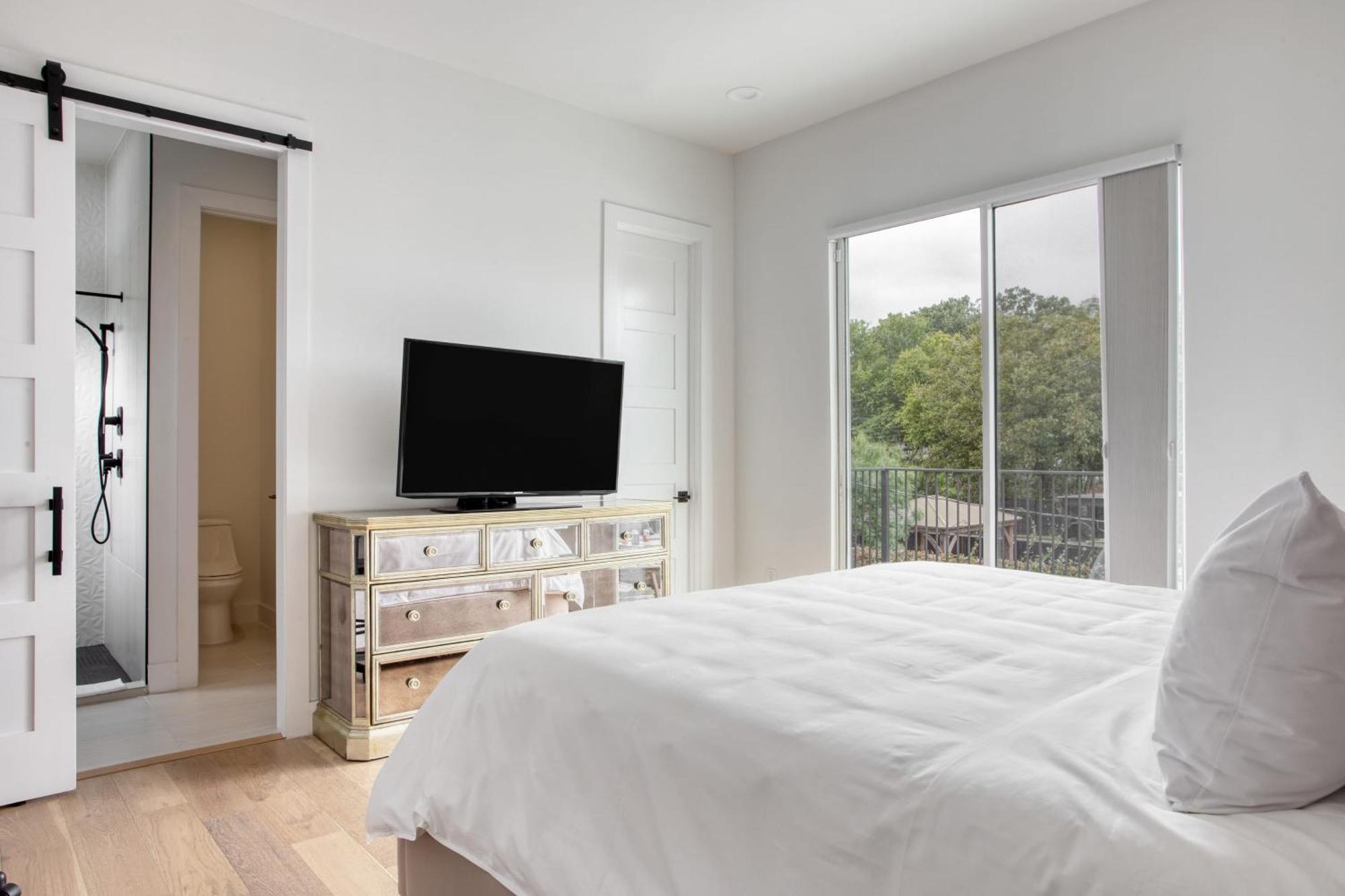 Melody By Avantstay Peloton Included Sleek Home Остин Экстерьер фото